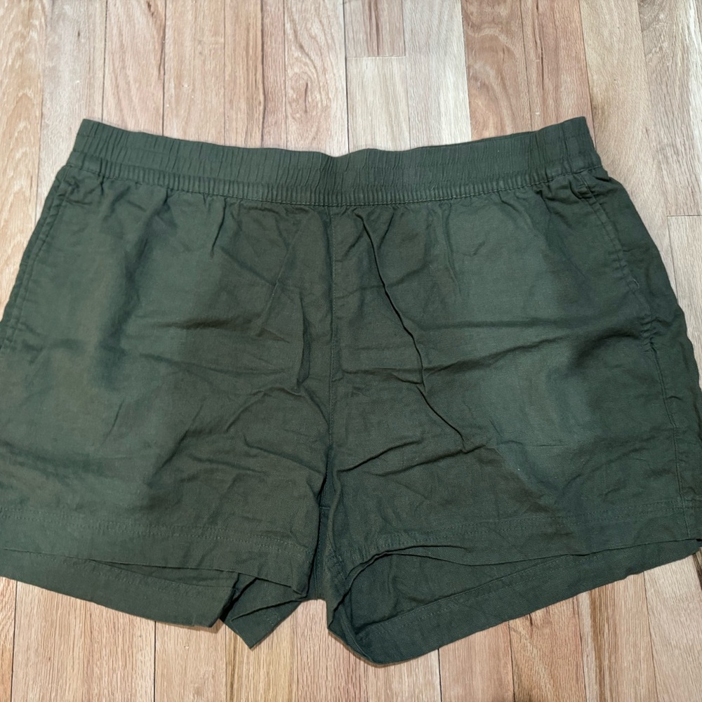 Olive Green linen Women's Shorts
